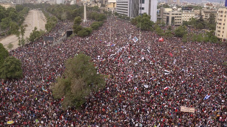 massive protest chile